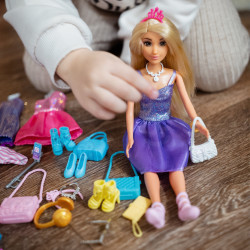 WOOPIE ROYAL Lili Doll Model Fashion Stylist with Accessories