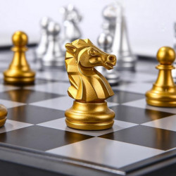 WOOPIE Portable Magnetic Chess Set Gold Silver