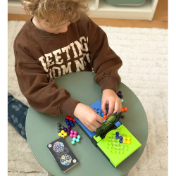 WOOPIE IQ Logic Game Strategic Brain Training "Head to Head" Timed Pattern Solving