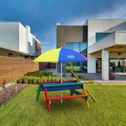 AXI Colorful Table with Umbrella